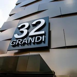 Grandi 32 Boutique Aparthotel