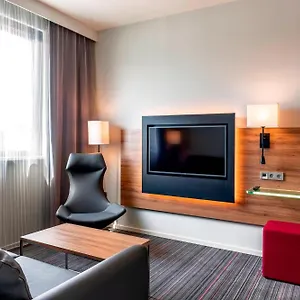 Moxy Milan Linate Airport Hotel